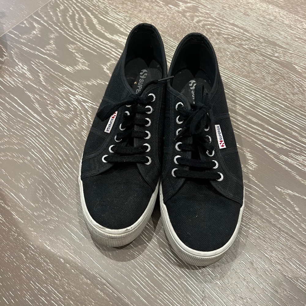 Black Supergas